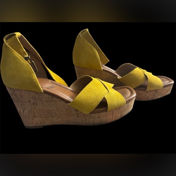 Yellow Wedge Sandals - Picture 9 of 9